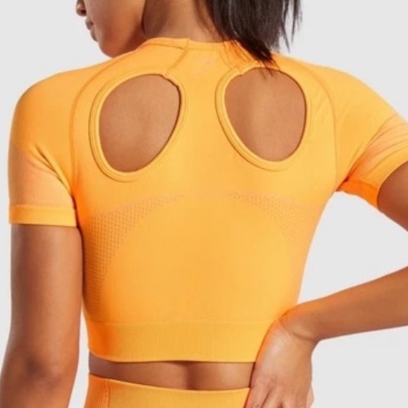 Gymshark ultra seamless crop top - Picture 2 of 4